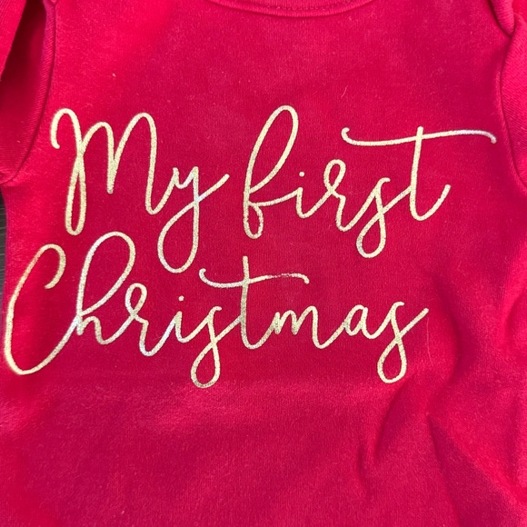 🎅🏼My First Christmas Onesie - Picture 2 of 4